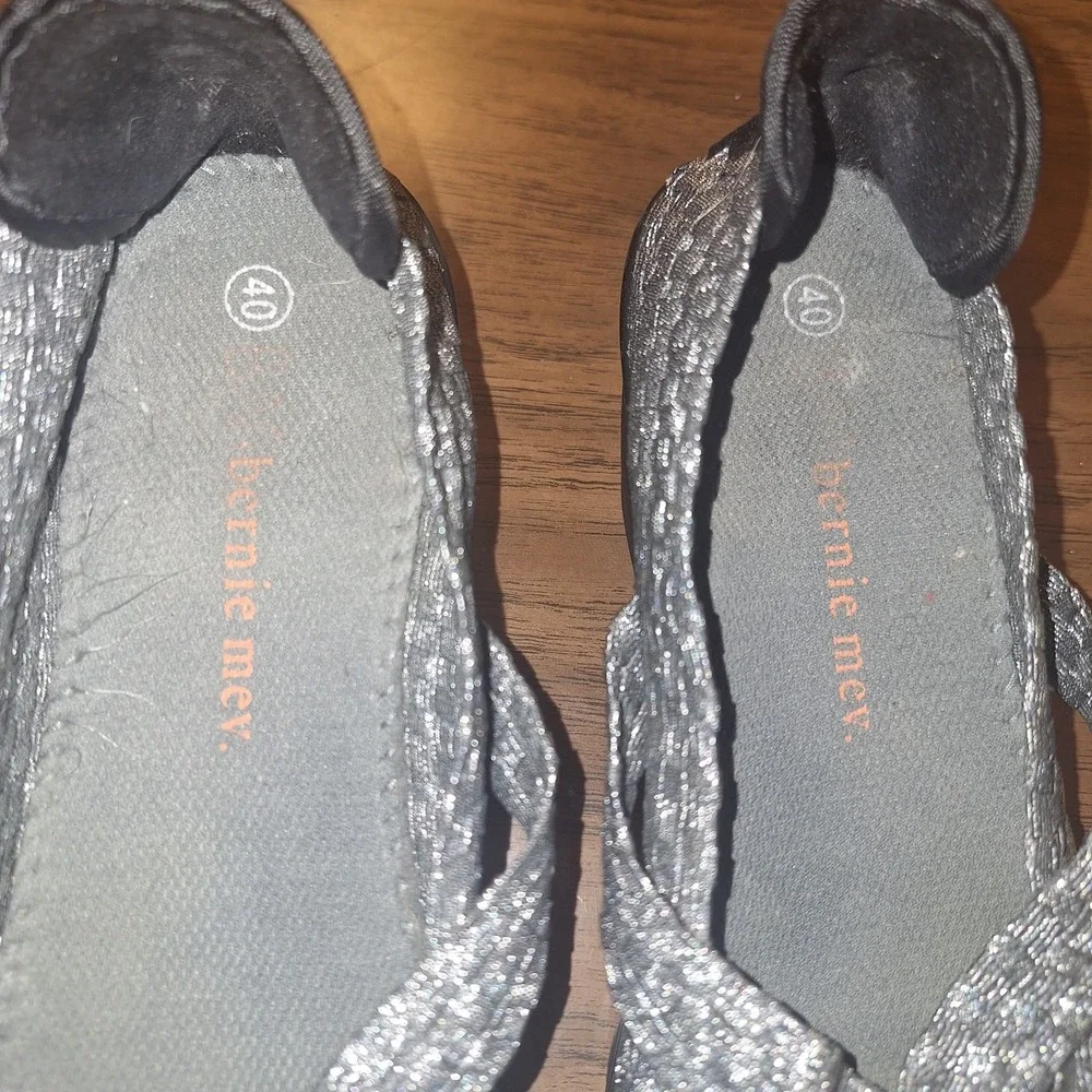 Bernie Mev Woven Wedge Size 40 Mary Janes Slip On Gray Silver Elastic US 9 9.5